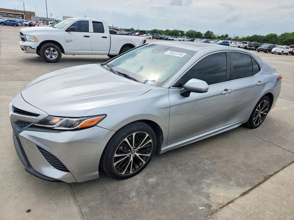 2018 TOYOTA CAMRY