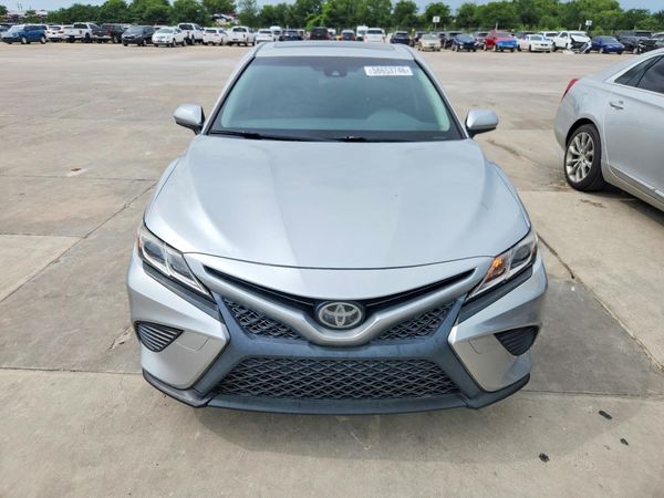 2018 TOYOTA CAMRY