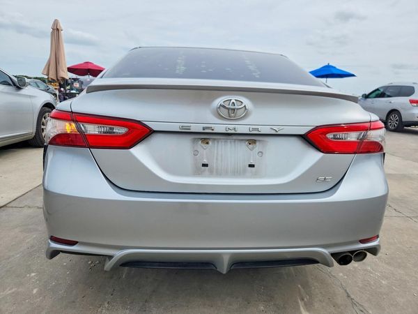 2018 TOYOTA CAMRY