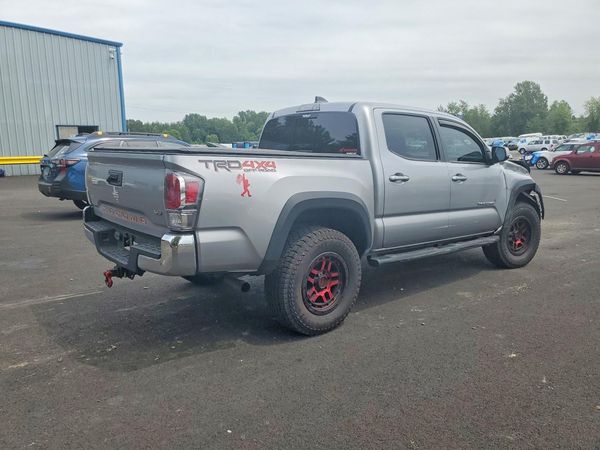 2020 TOYOTA TACOMA SR5