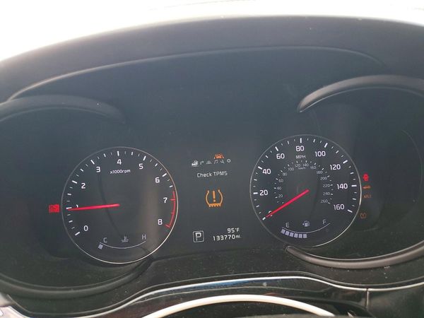 2015 KIA K900 KH