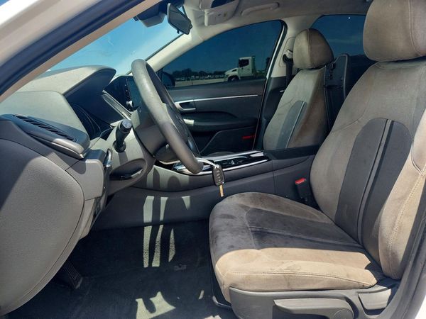 2020 HYUNDAI SONATA SE