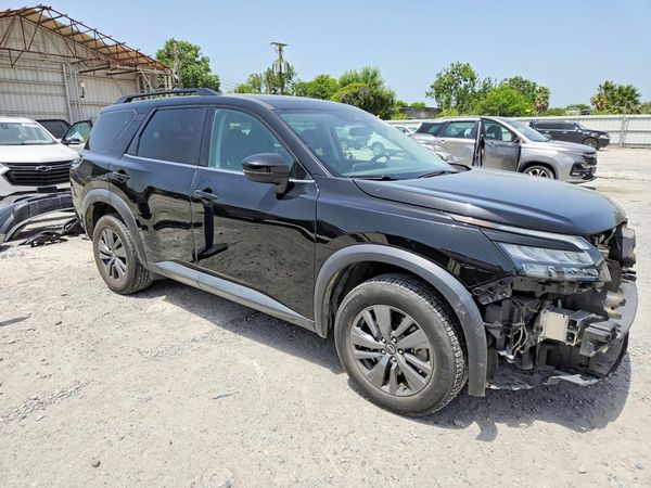 2023 NISSAN PATHFINDER SV