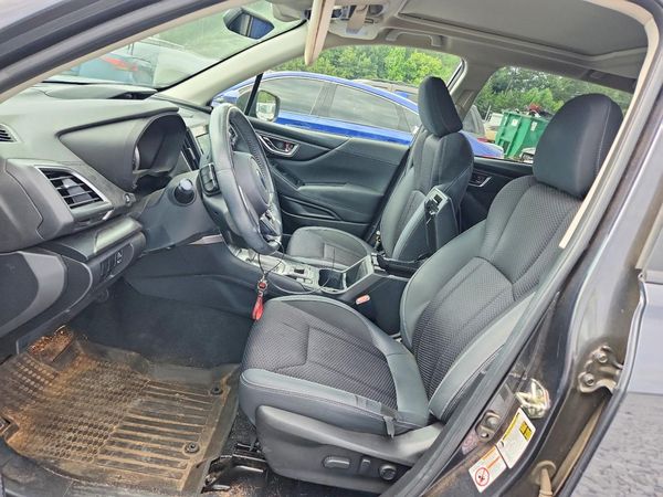 2019 SUBARU FORESTER