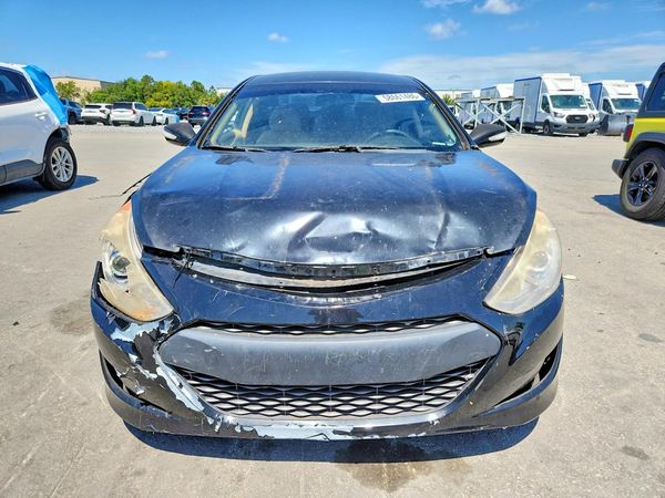 2012 HYUNDAI SONATA Middle level