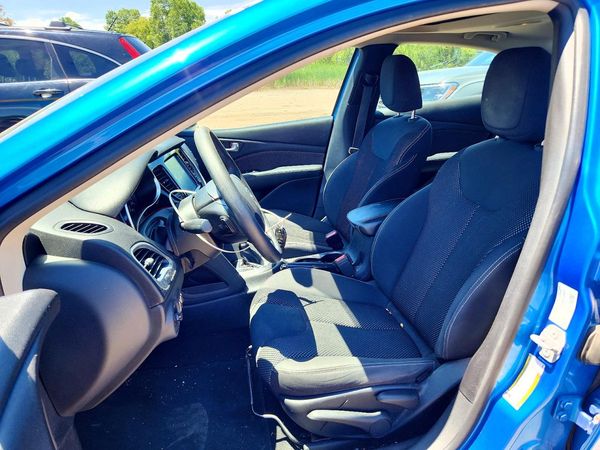 2016 DODGE DART SXT