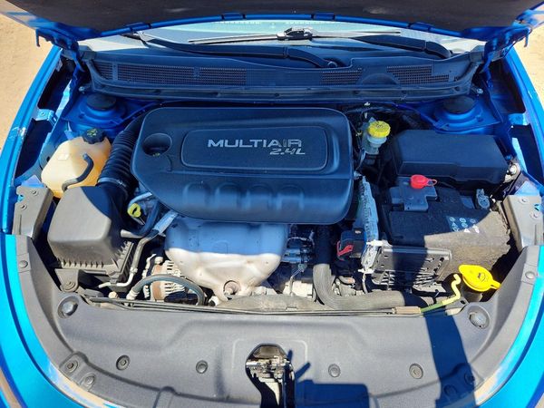 2016 DODGE DART SXT