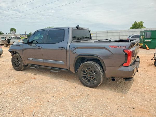 2026 TOYOTA TUNDRA