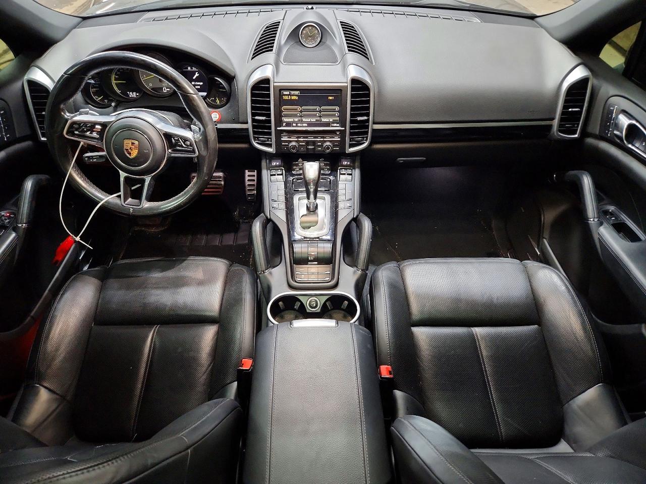 2016 PORSCHE CAYENNE E-Hybrid