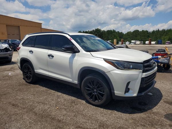 2019 TOYOTA HIGHLANDER SE/XLE