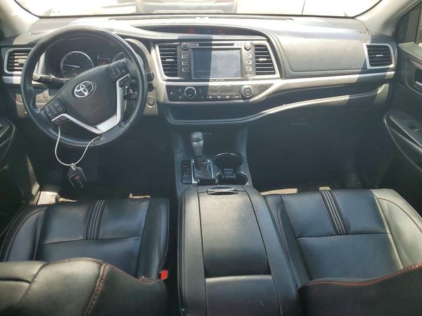 2019 TOYOTA HIGHLANDER SE/XLE