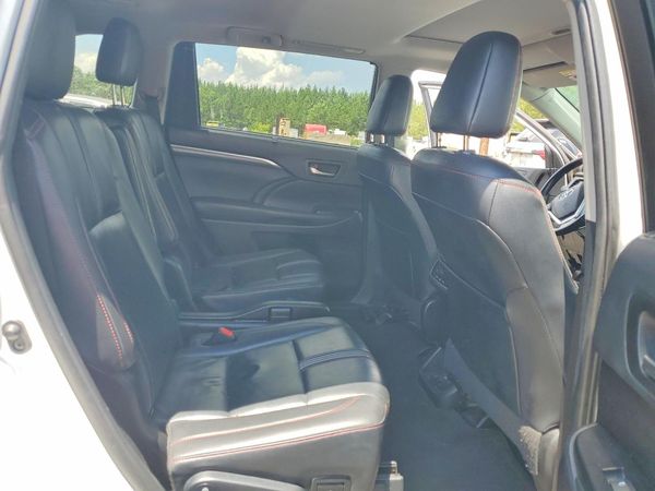 2019 TOYOTA HIGHLANDER SE/XLE