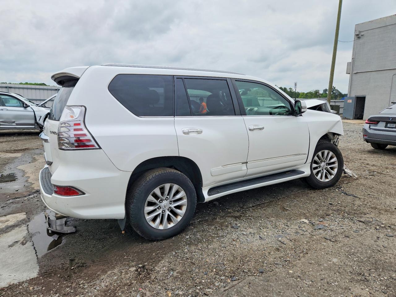 2017 LEXUS GX 460