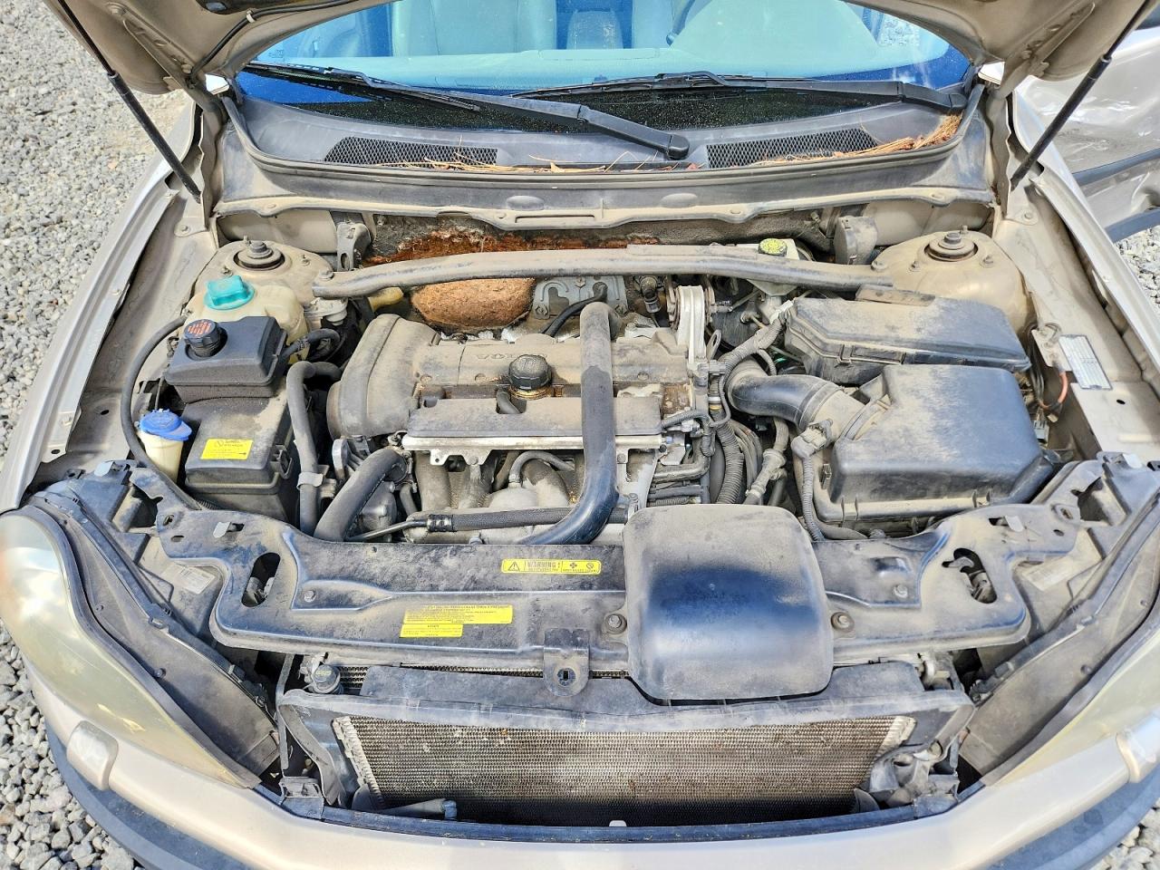 2004 VOLVO XC90