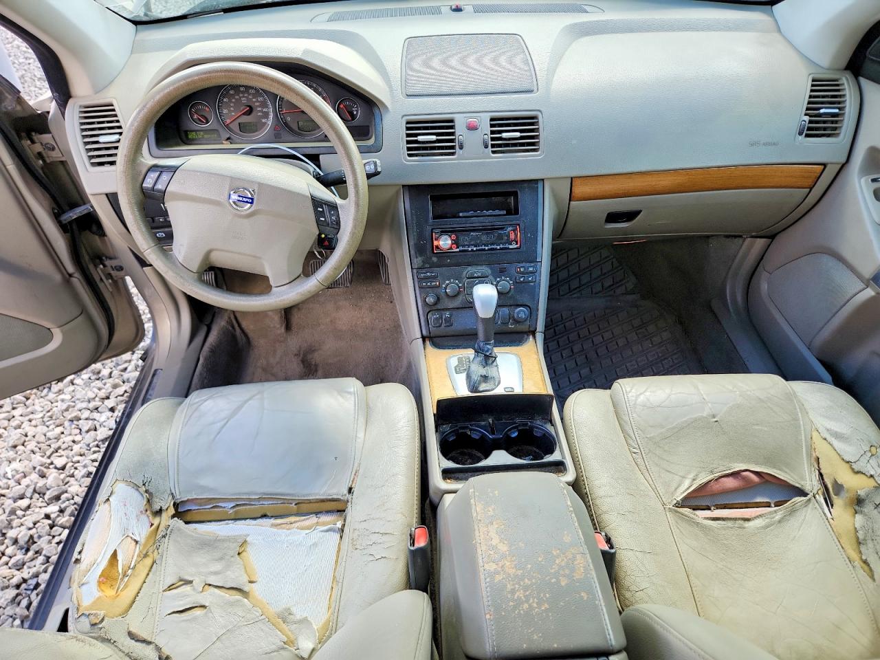 2004 VOLVO XC90