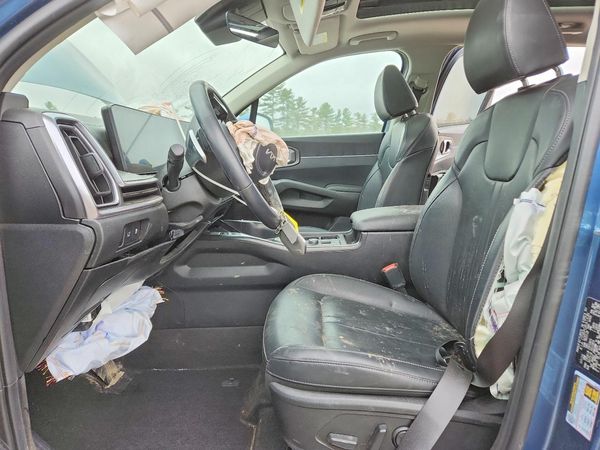 2025 KIA SORENTO HYBRID
