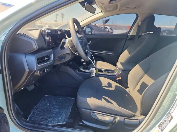 2026 KIA K4 LX, LXS