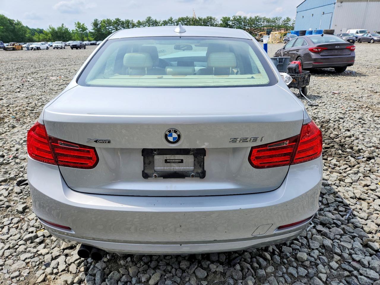 2013 BMW 328