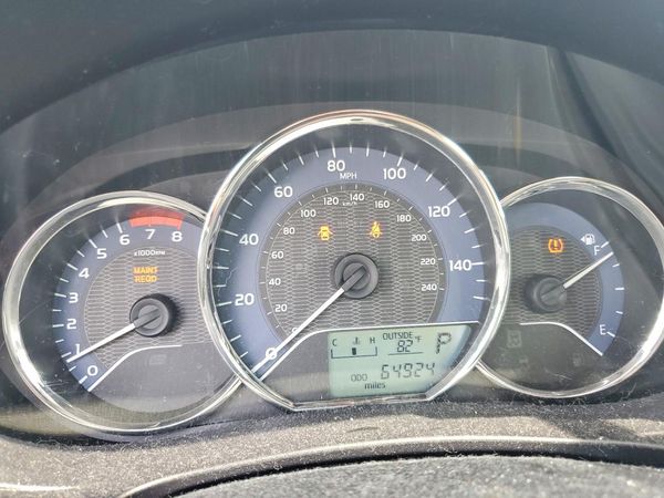 2015 TOYOTA COROLLA