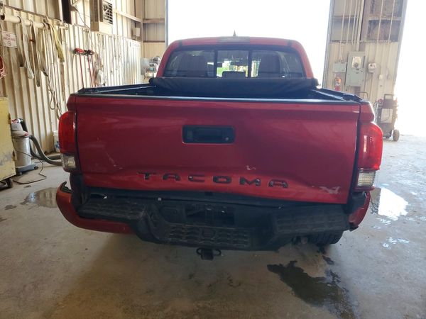 2019 TOYOTA TACOMA SR5