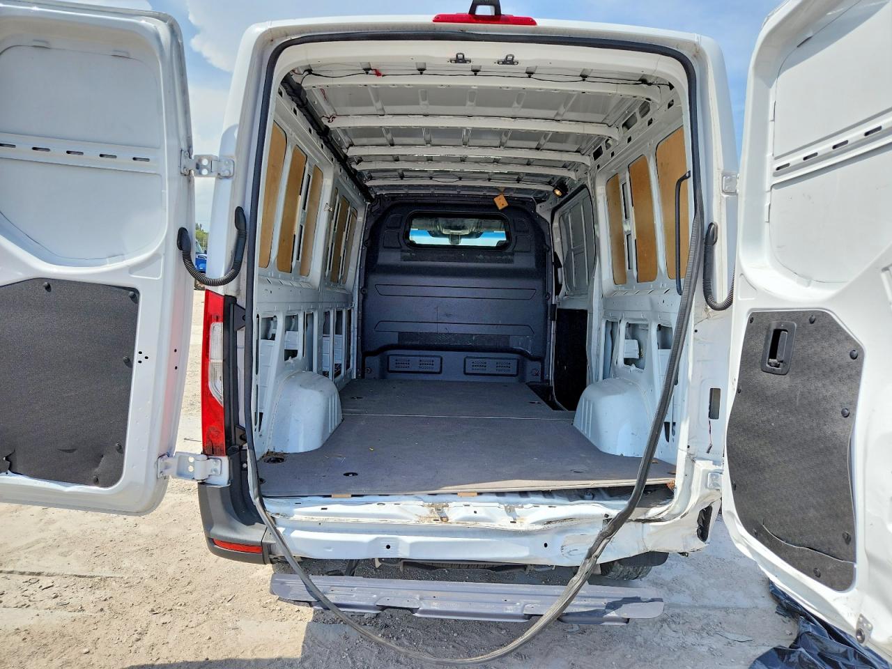 2025 MERCEDES-BENZ SPRINTER 907 (VS30)