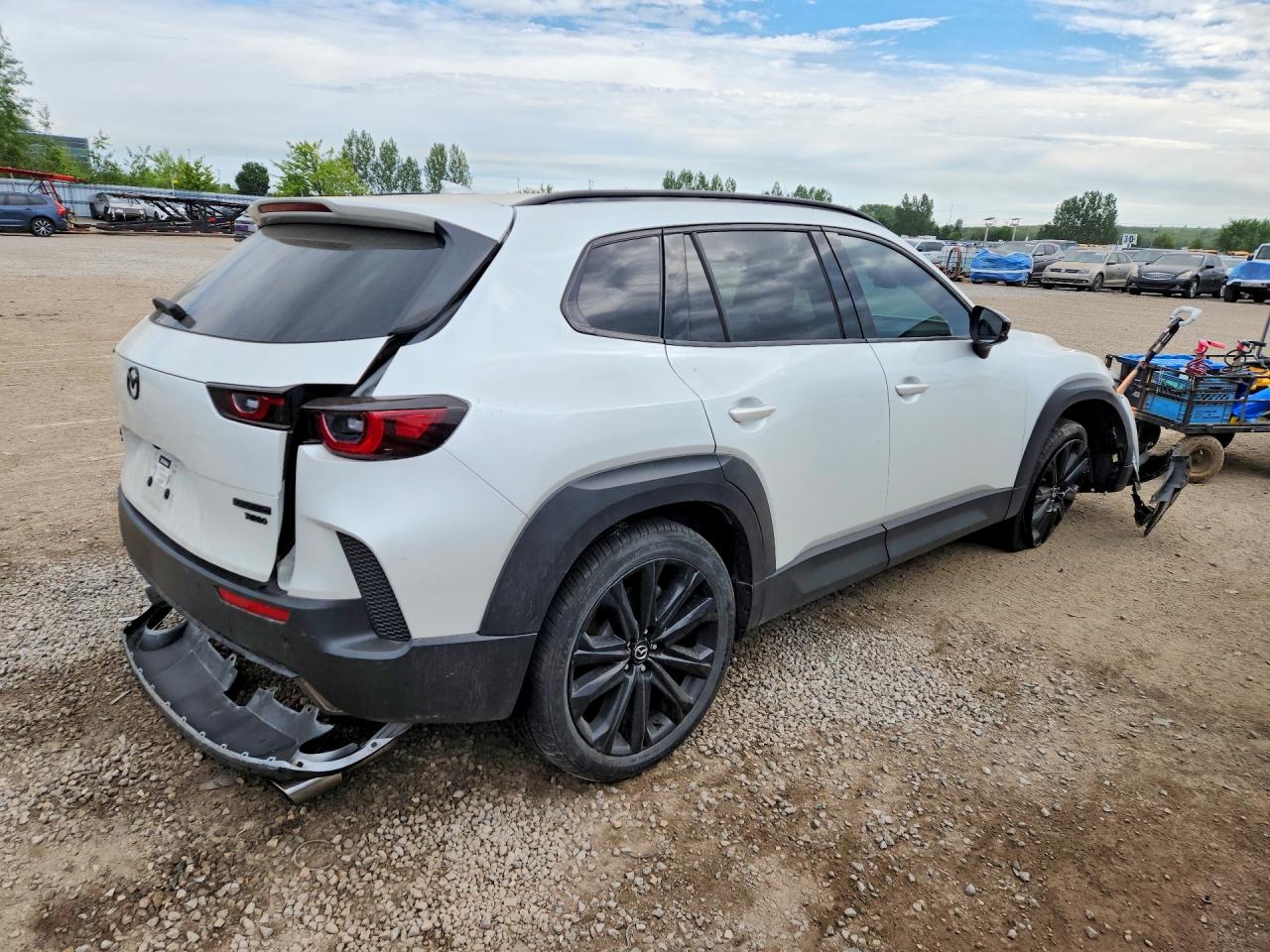 2023 MAZDA CX-50 Premium Package