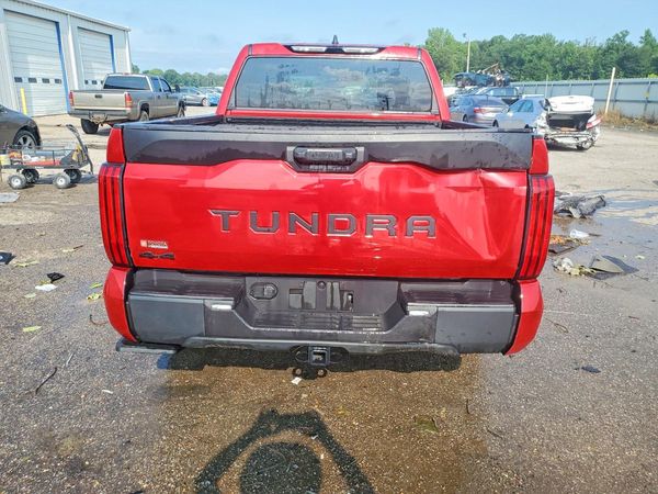 2025 TOYOTA TUNDRA SR5