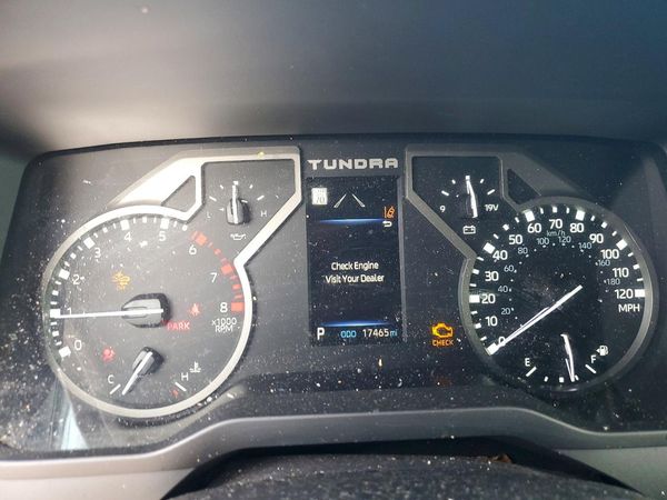 2025 TOYOTA TUNDRA SR5