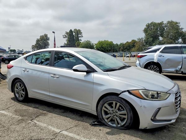 2017 HYUNDAI ELANTRA
