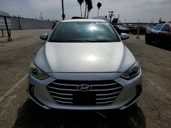 2017 HYUNDAI ELANTRA