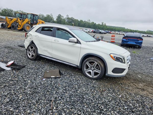 2017 MERCEDES-BENZ GLA GLA250-4M