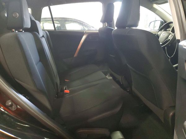 2015 TOYOTA RAV4 LE (X Grade)