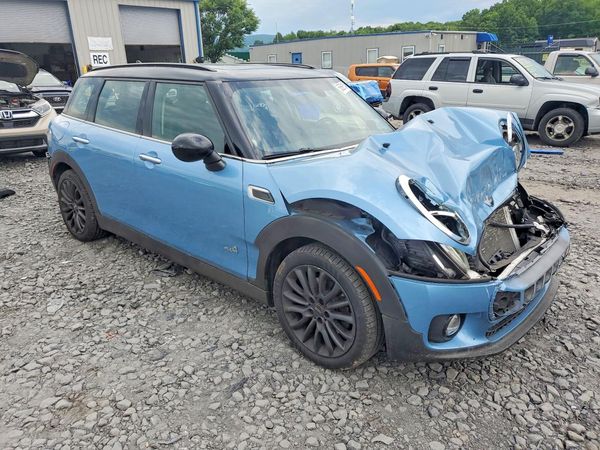 2017 MINI COOPER