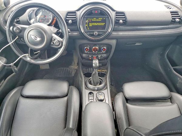 2017 MINI COOPER