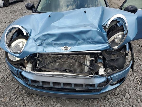 2017 MINI COOPER