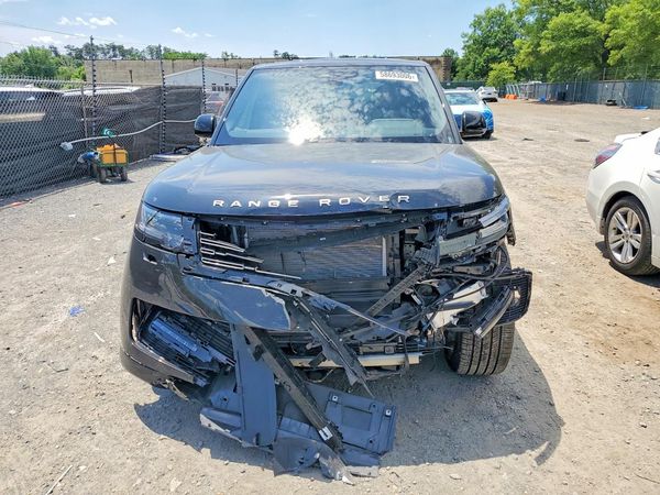 2026 LAND ROVER RANGE ROVER SE