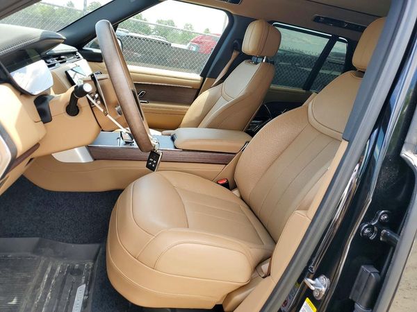 2026 LAND ROVER RANGE ROVER SE