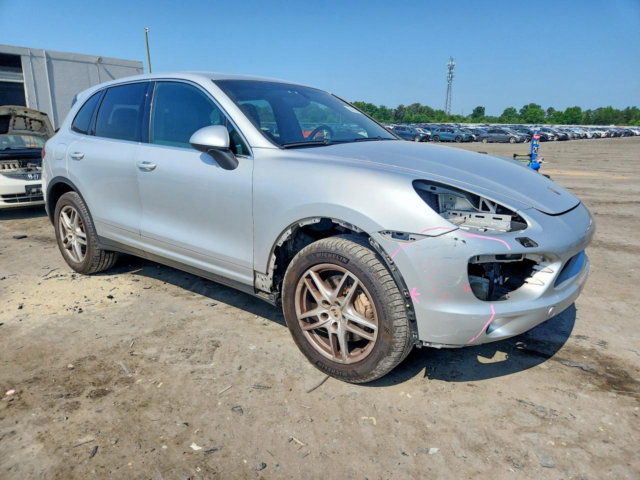 2011 PORSCHE CAYENNE