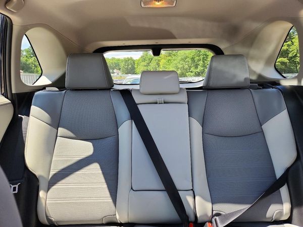 2021 TOYOTA RAV4 Limited HV