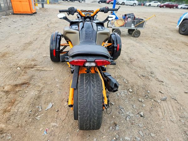 2019 CAN-AM SPYDER ROADSTER