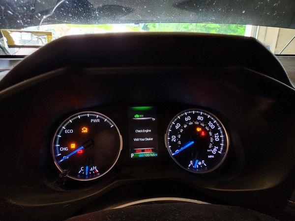 2019 TOYOTA RAV4 LE HV 4WD