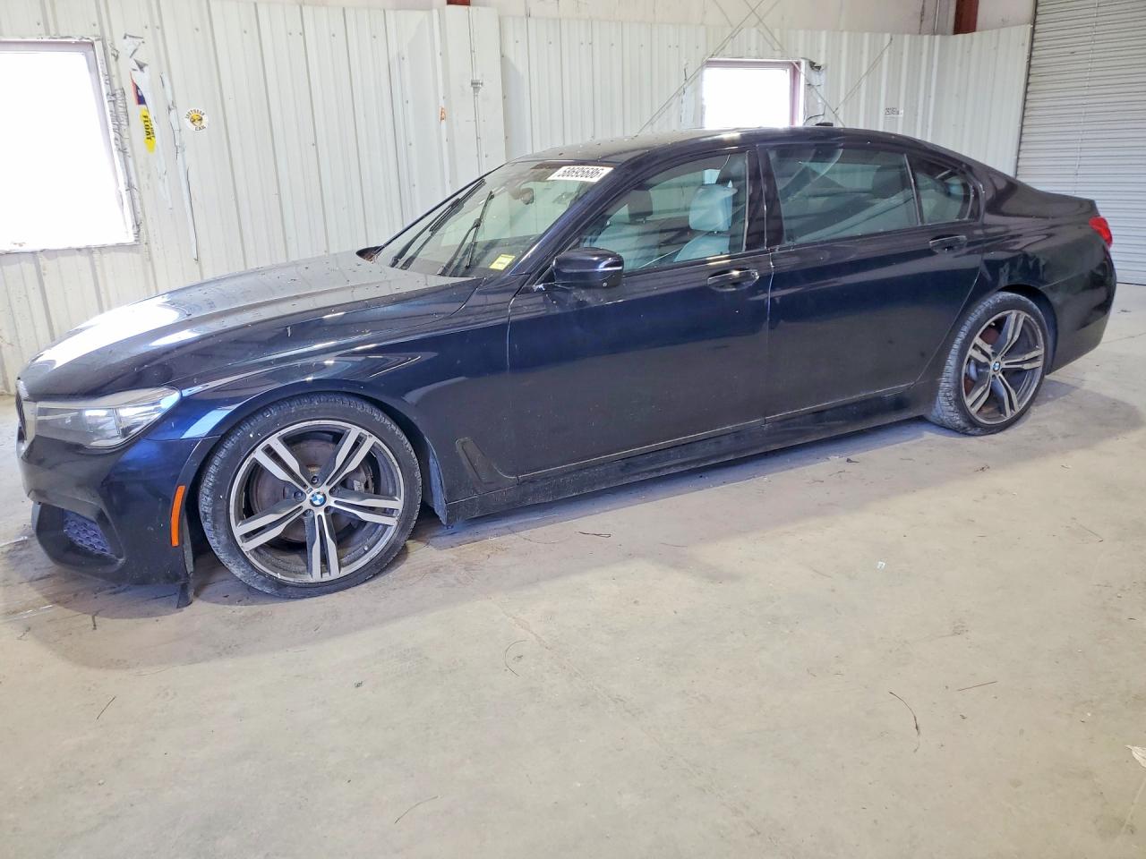 2016 BMW 740