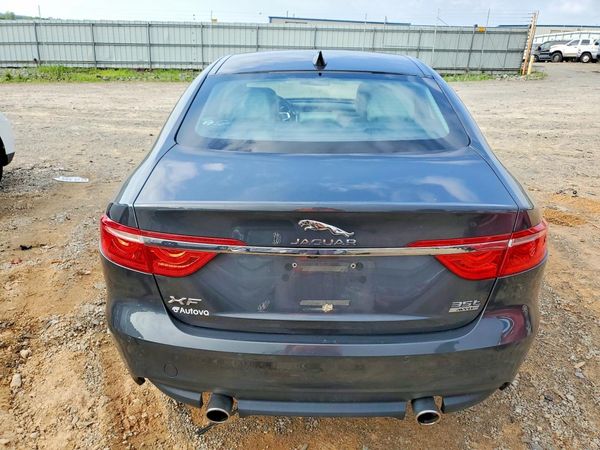 2018 JAGUAR XF Prestige
