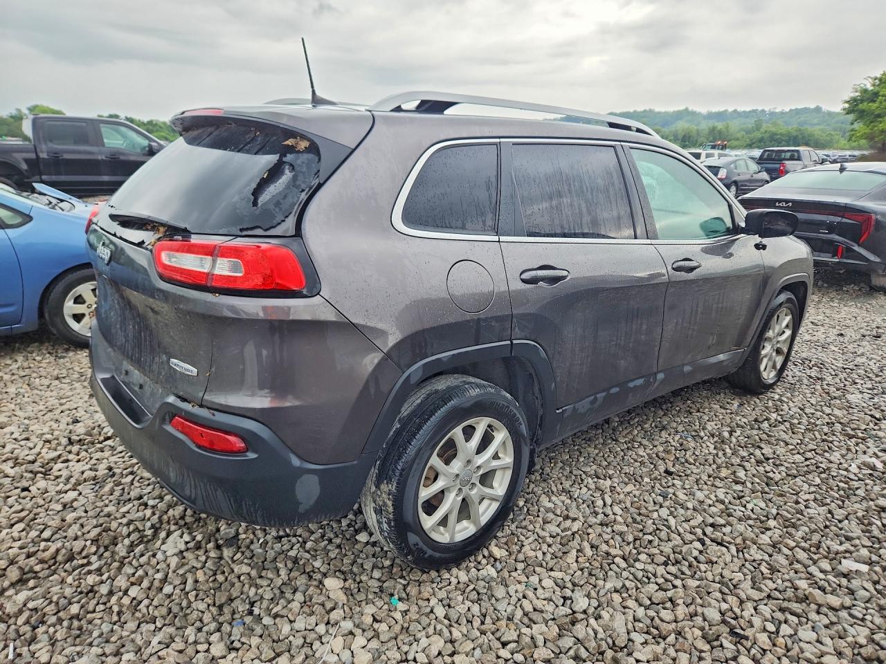 2016 JEEP CHEROKEE LATITUDE FWD