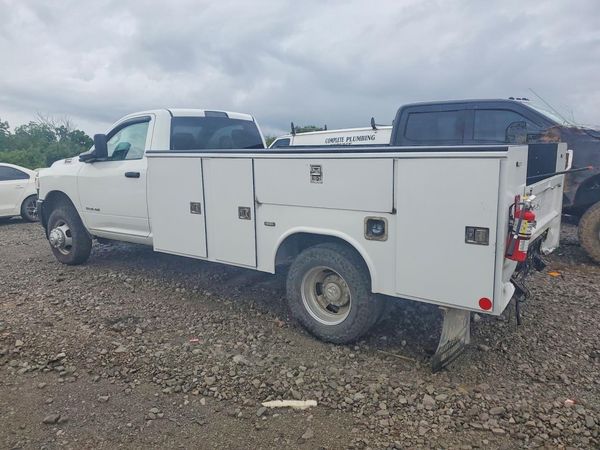 2022 RAM 3500