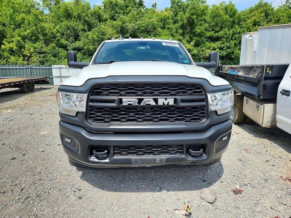 2022 RAM 3500