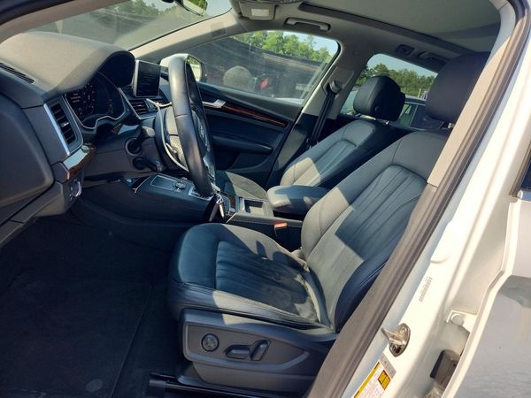 2018 AUDI Q5 quattro Premium Plus