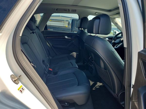 2018 AUDI Q5 quattro Premium Plus