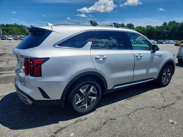 2022 KIA SORENTO S