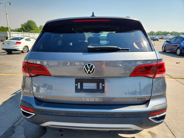 2022 VOLKSWAGEN TAOS